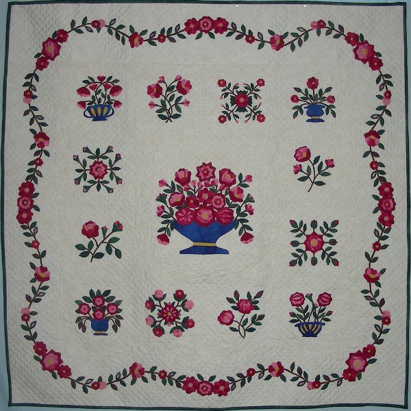 01Dozen Roses for Mom Quilt.jpg - A Dozen Roses for Mom Quilt